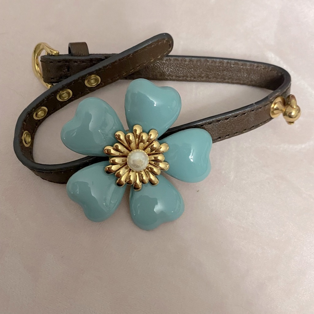 Juicy couture pet collar